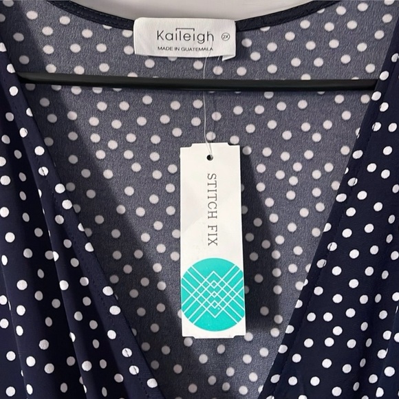 Kaileigh (Stitch Fix) Keeney Navy & White 3/4 Sleeve Romper BRAND NEW 2X - Picture 2 of 3